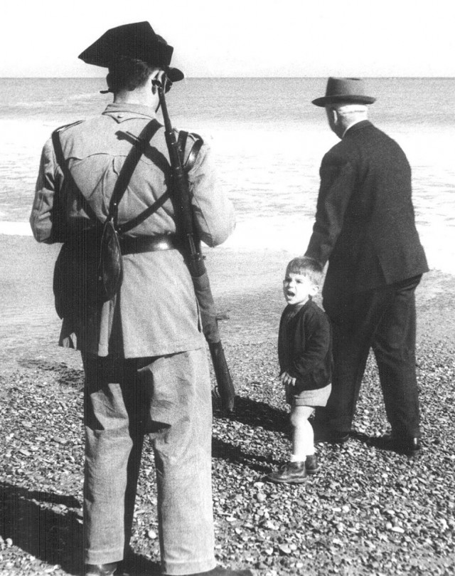 Azk&aacute;rraga, Jos&eacute; M.&ordf;